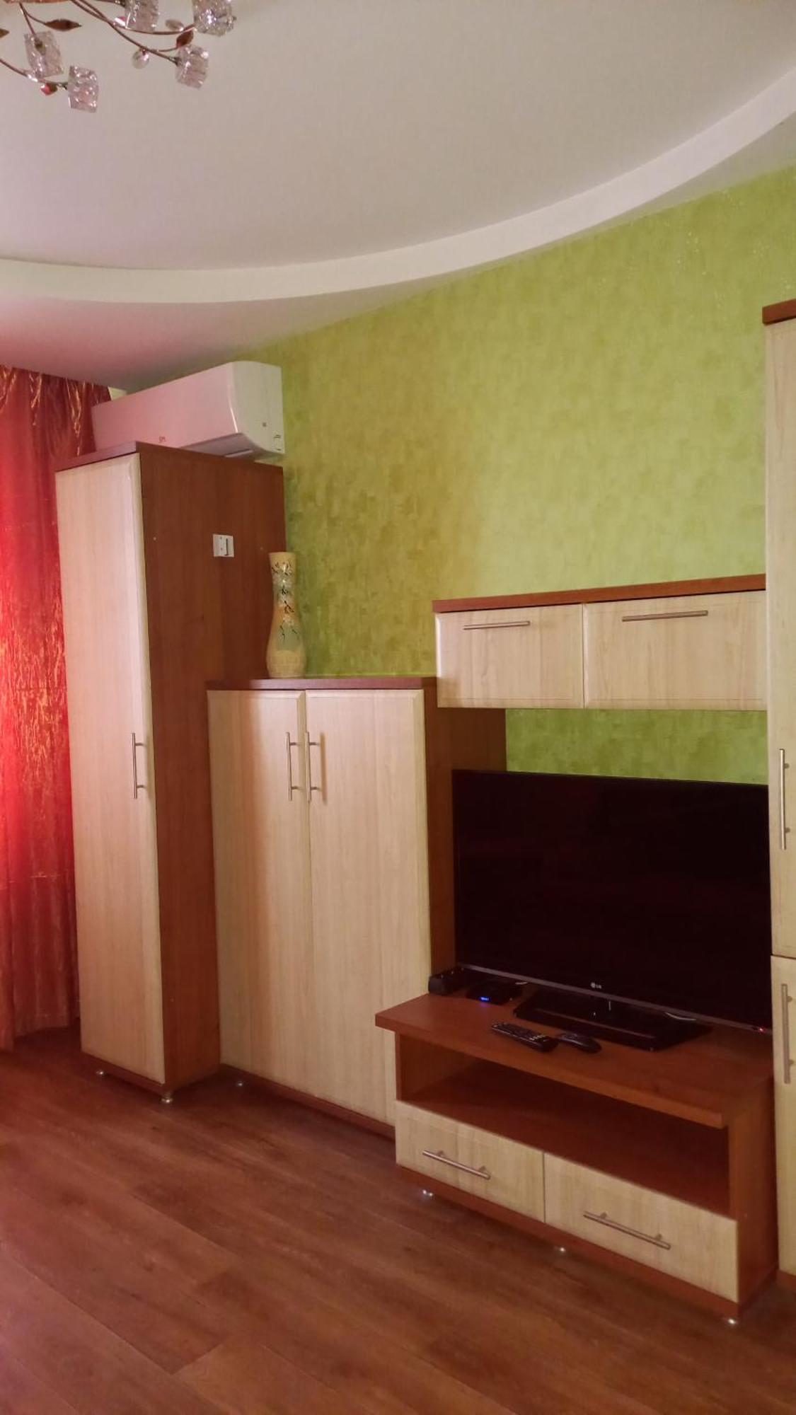 Комфортная 1-Комнатная Новопречистенская 1 Tscherkassy Exterior foto